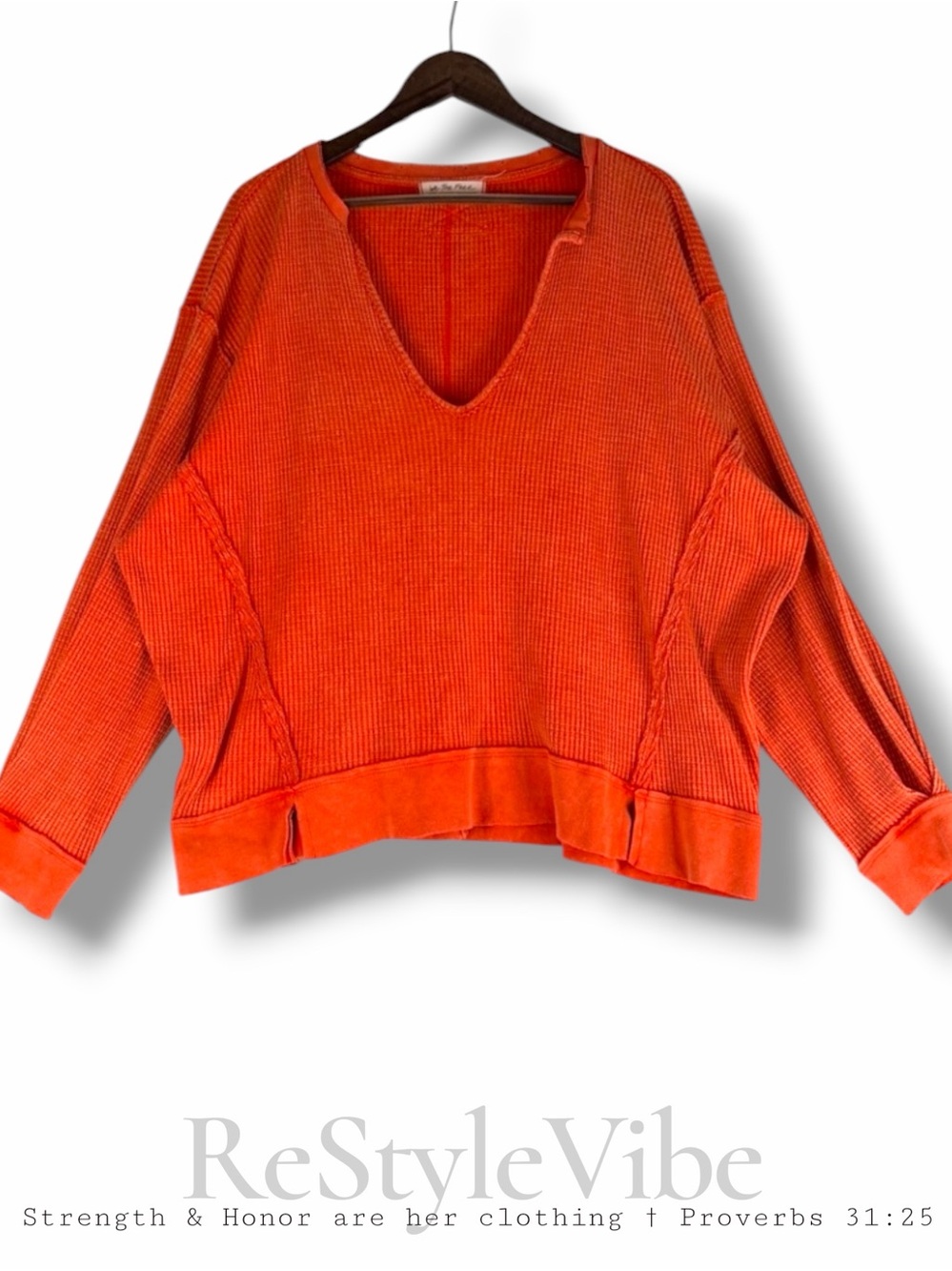 WE THE FREE PEOPLE Women’s Size M Top Shirt V-Neck Waffle Knit Oversized FP